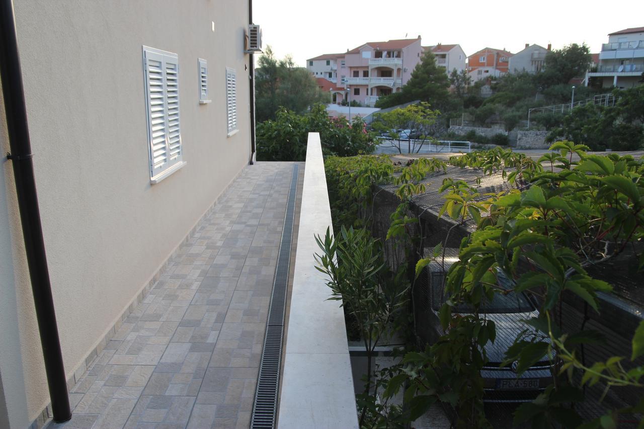 Time Off Apartment